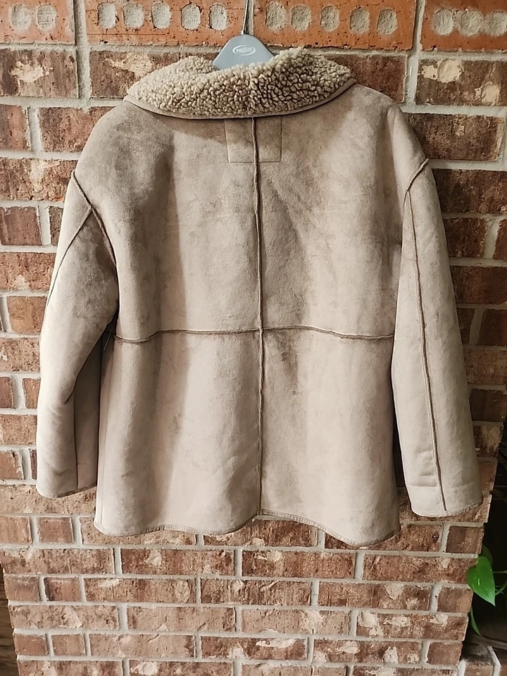 Chaqueta Lucky Brand Invierno Patchwork Piel Sintética 3 Botones Talla XL  Foto 4 de 4