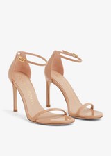  500 STUART WEITZMAN NUDISTSONG 4" PATENT LEATHER ADOBE nude SANDAL 9.5  PC2 