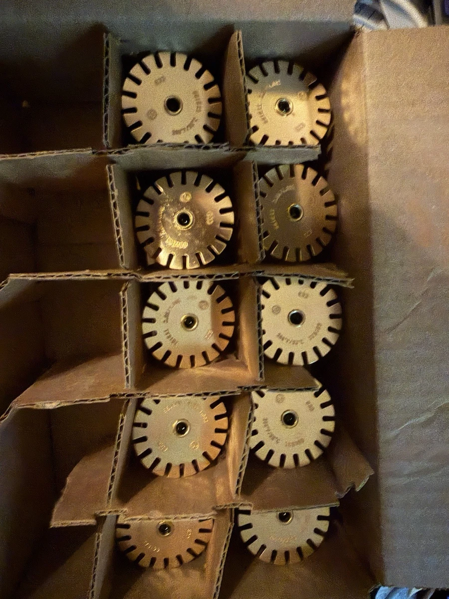 948632_4 948632_4