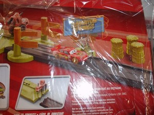 Disney Pixar CARS Frank Escape & Stunt Race Playset
