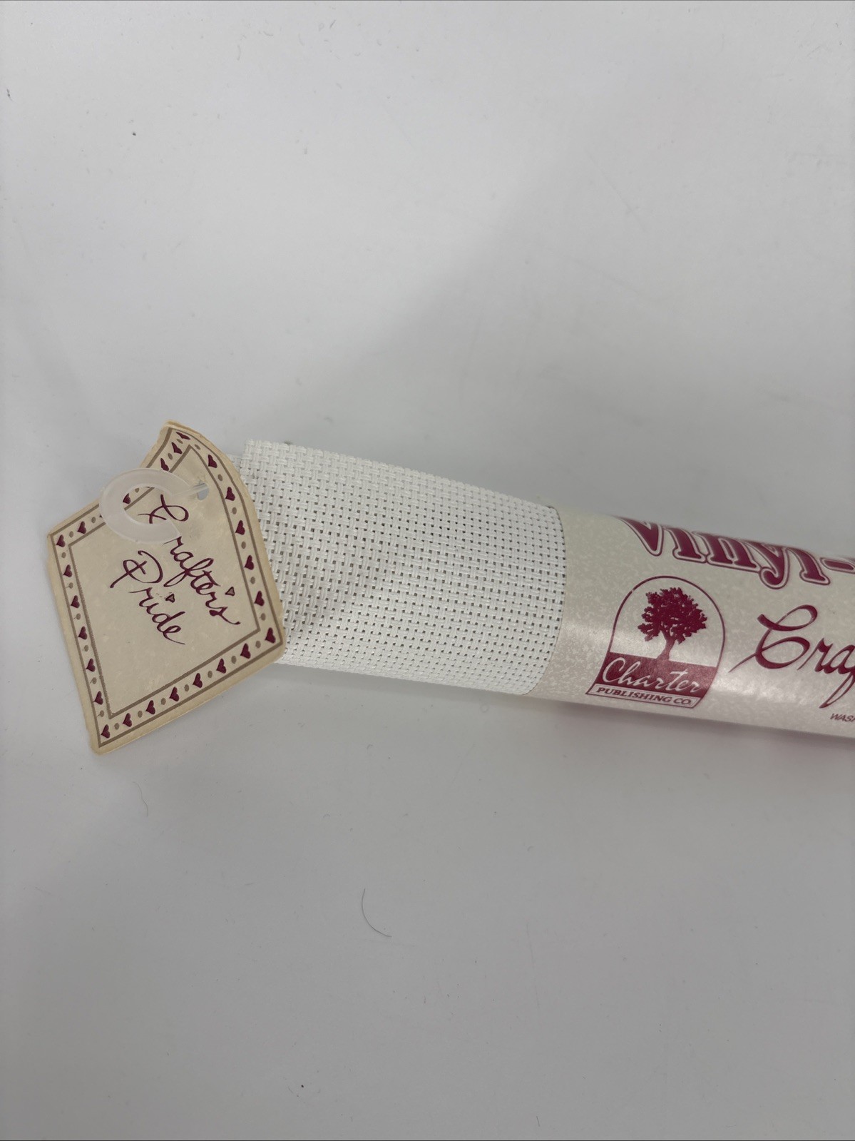 Charter publishing Vinyl-Weave By Crafters Pride White