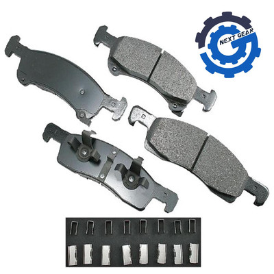 Akebono Proact Premium Ceramic Disc Brake Pads 2003-2006 Ford Expedition ACT934