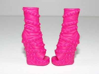 Monster High Venus McFlytrap Ghoul Spirit Pink Shoes