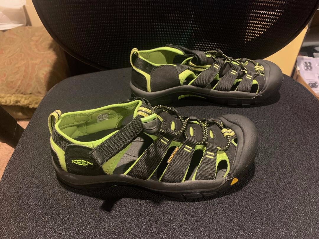 Sandali impermeabili KEEN unisex per bambini grandi US 6 Newport H2 nero lime verde 1009965
