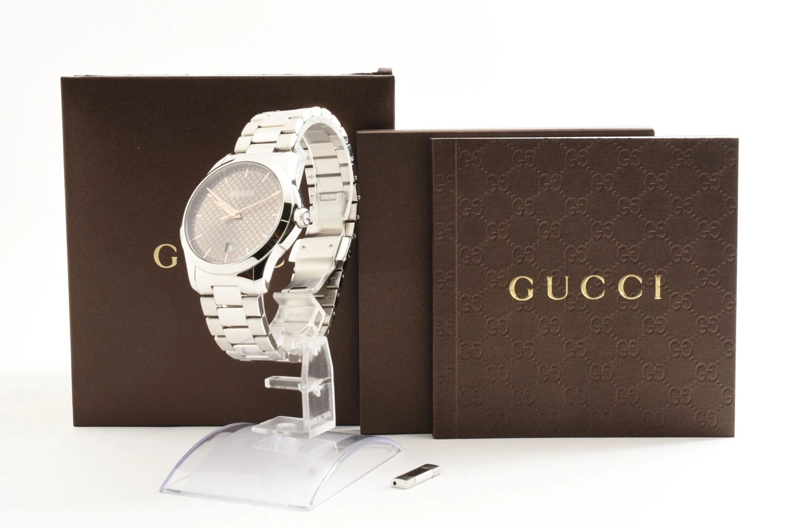 *Presque comme neuf*Gucci YA1264053 montre à quartz unisexe G Timeless cadran marron du Japon