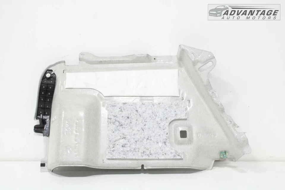 MAZDA 3 2019-2023 hatchback maletero trasero cuarto derecho moldura panel negro OEM Foto 2 de 4