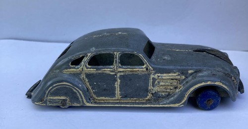 Dinky Toys Meccano Chrysler Airflow réf 30A - Collection