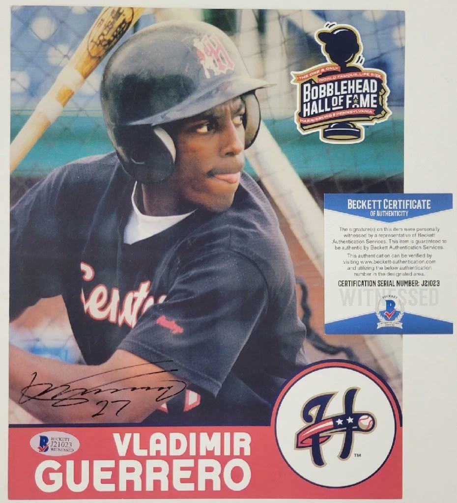 Vladimir Guerrero Baseball MLB Original Autographed Photos for
