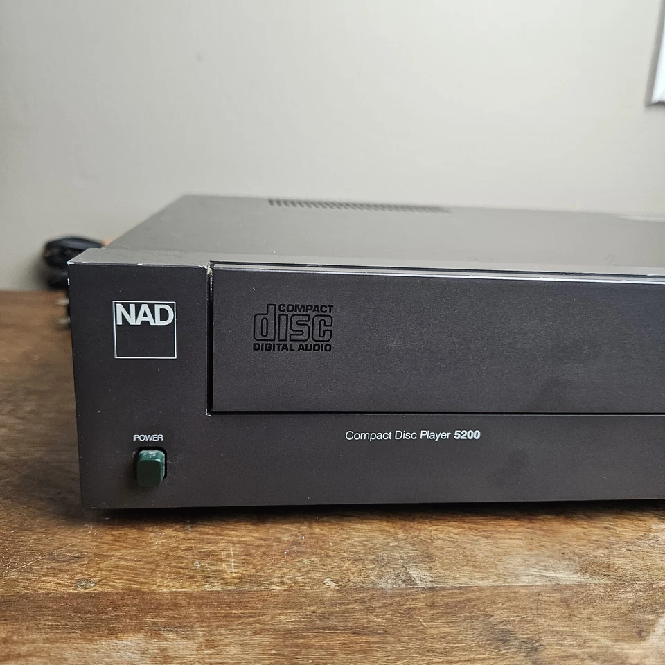 Reproductor de CD NAD 5200 reproductor de discos compactos - exigente (leer) Foto 3 de 4
