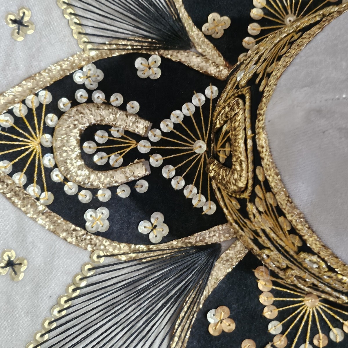 Salazar Yerpes Women’s White and Gold Embroidered Sombrero Hat Salazar Hats - Etsy main image 2