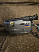 Sony CCD-TRV41 Stereo HI8 HI 8 8mm Video8 Camcorder Untested