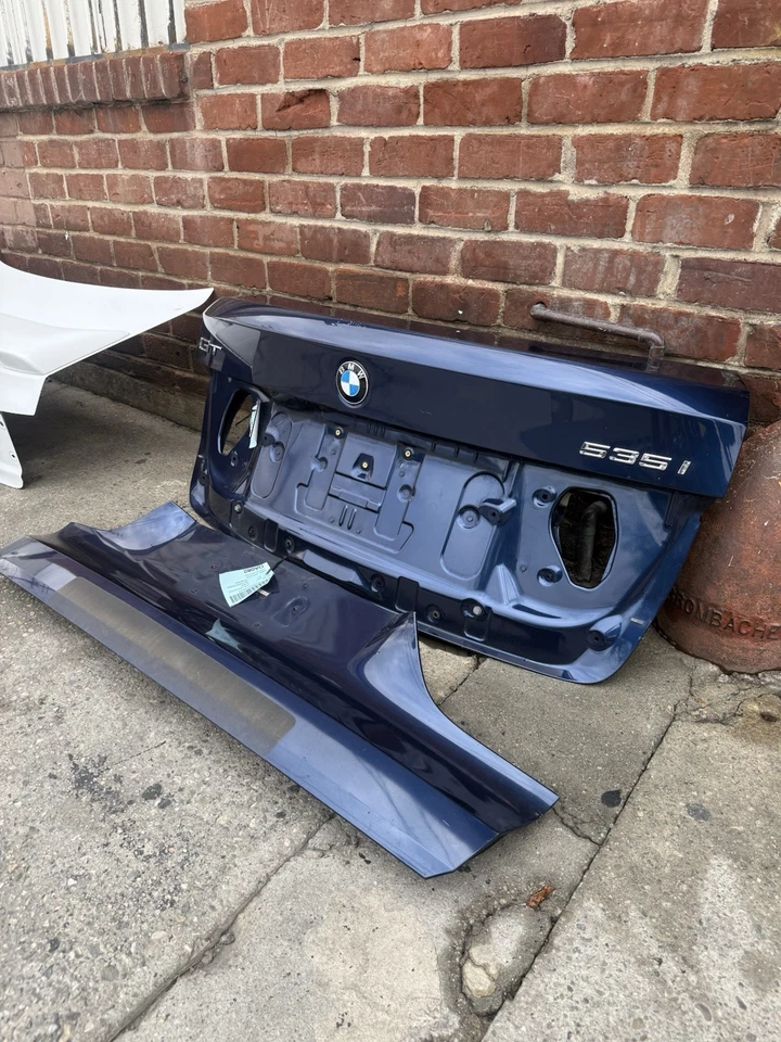 BMW Serie 5 535i GT F07 2010-2016 tapa trasera maletero escotilla carcasa equipaje azul OEM Foto 3 de 4