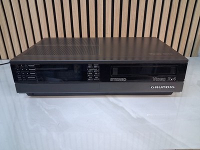Grundig Video 2x4 STEREO 2200 Video 2000 Recorder Vintage Ersatzteil Bastler