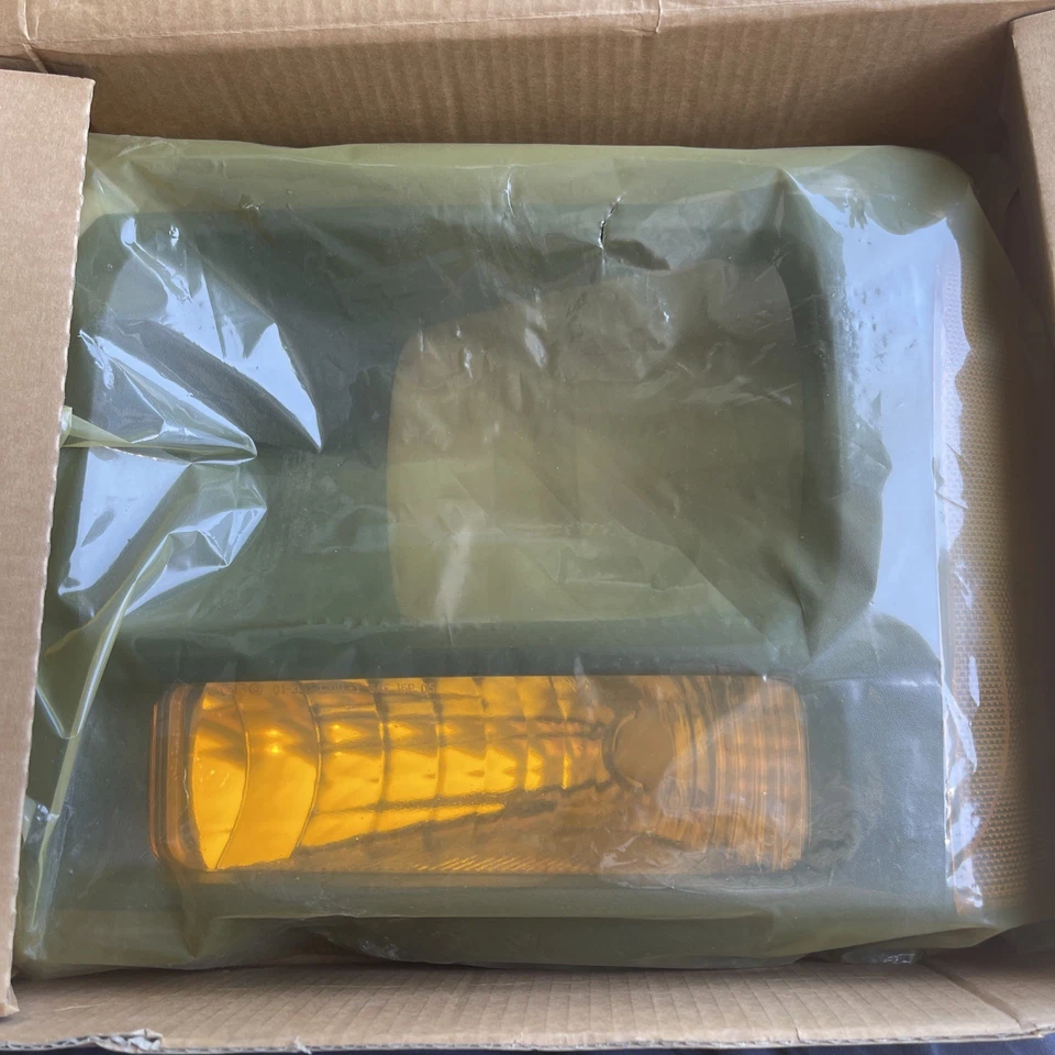 Luz de señal de giro para Ford F-250 Super Duty 2005-2007 lente de plástico lado del conductor Foto 4 de 4