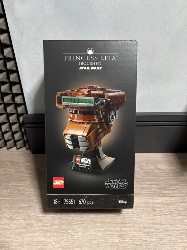LEGO Star Wars: Princess Leia (Boushh) Helmet (75351)