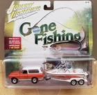 Johnny Lightning Gone Fishing 1969 Chevrolet K5 Blazer with Boat & Trailer 1:64