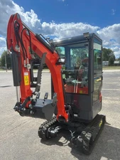 2 Ton New Mini Excavator, EPA certified USA KUBOTA Diesel Engine