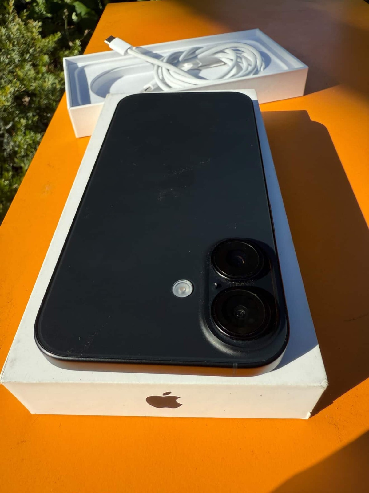 Apple iPhone 16 128GB - No Damage - Premium Condition