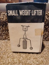 Small Weight Lifter