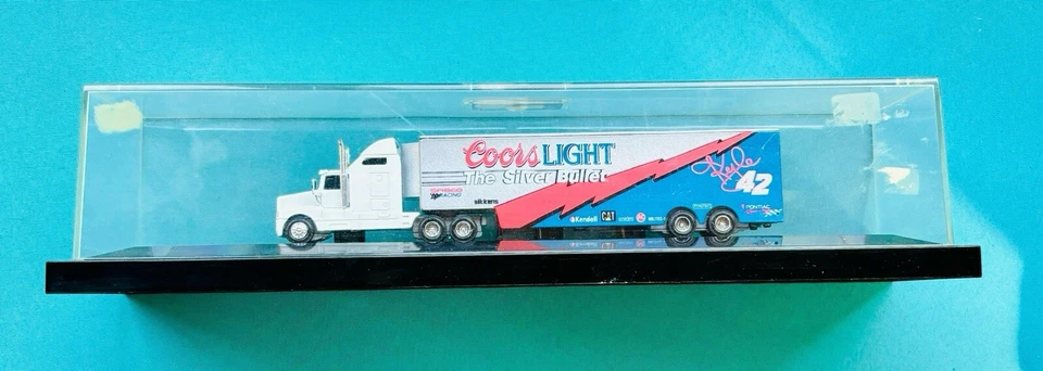 Transportador de cerveza ligero LE 1/4008 Action Kyle Petty #42 NASCAR Coors 1/64 Foto 3 de 4