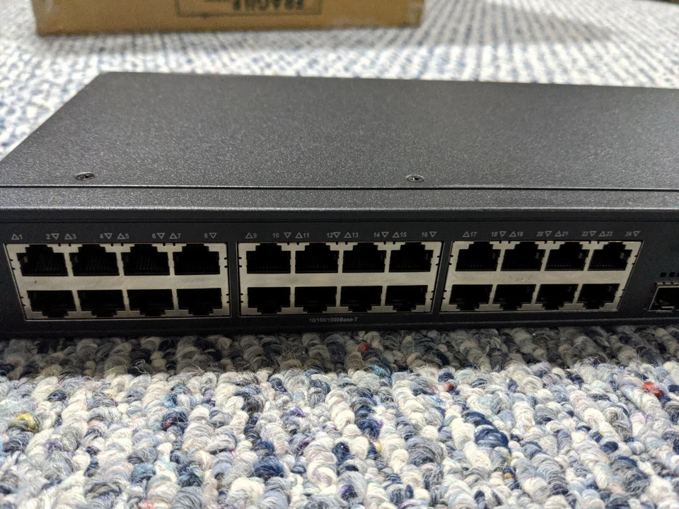 JG932A HP  HPE FlexNetwork 5130-24G-4SFP+ EI Switch 24-GE 4-SFP+ 10GbE - Image 2 of 3