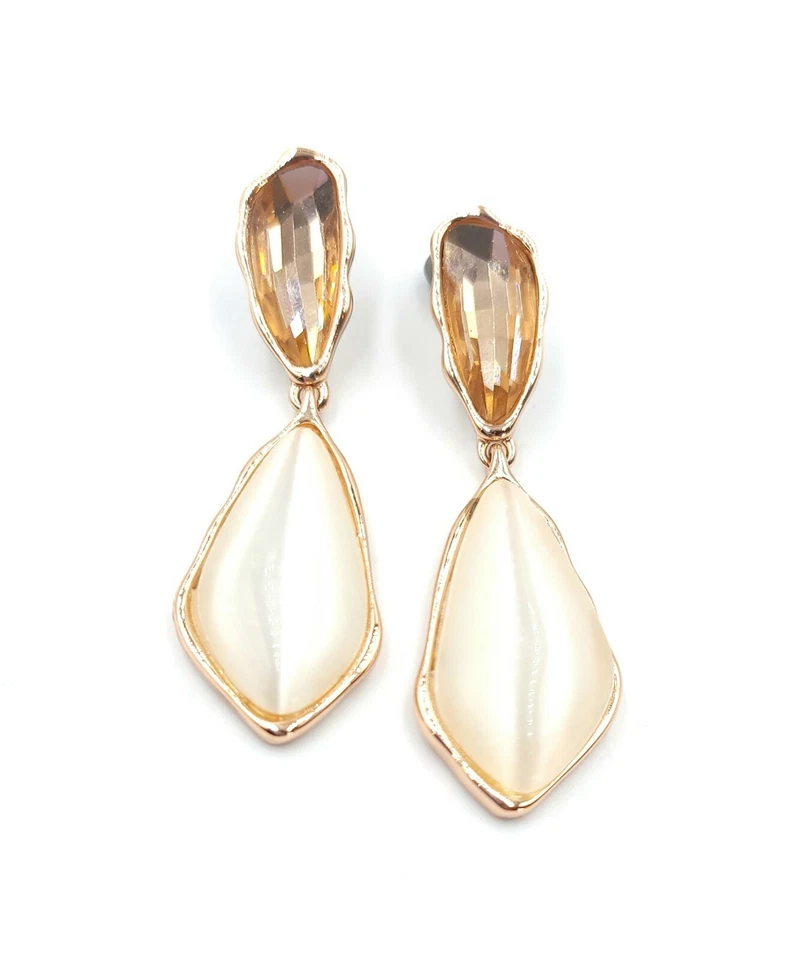 Pendientes colgantes de diamantes de imitación de melocotón y ojo de gato blanco color cobre oro rosa  Foto 2 de 4