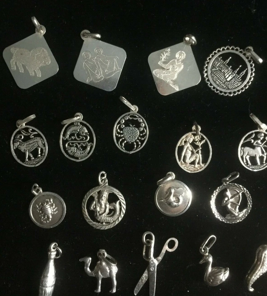 18 Silber Anhänger .Verschieden.. Von ca 1 bis 2 cm.  Armband - Bild 3 von 4