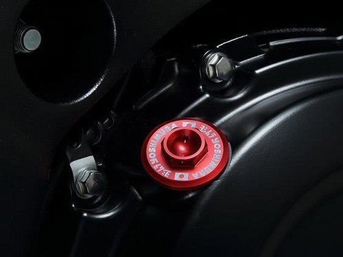 YOSHIMURA JAPAN RED OIL FILLER PLUG CAP SUZUKI GSXR1000 K5 K6 2005-2006 - Picture 2 of 2