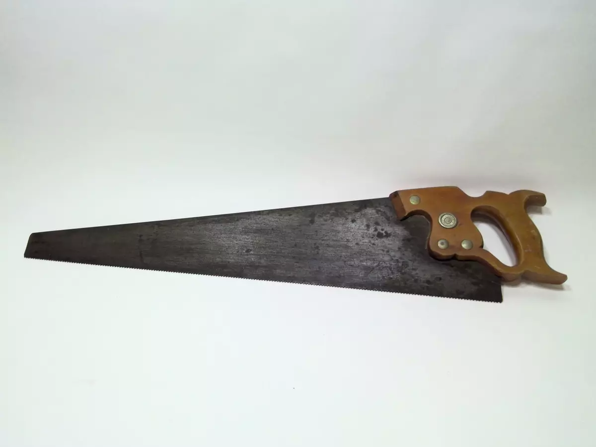 VINTAGE Old HENRY DISSTON SONS WOOD CUTTING HAND SAW Wall Hanger