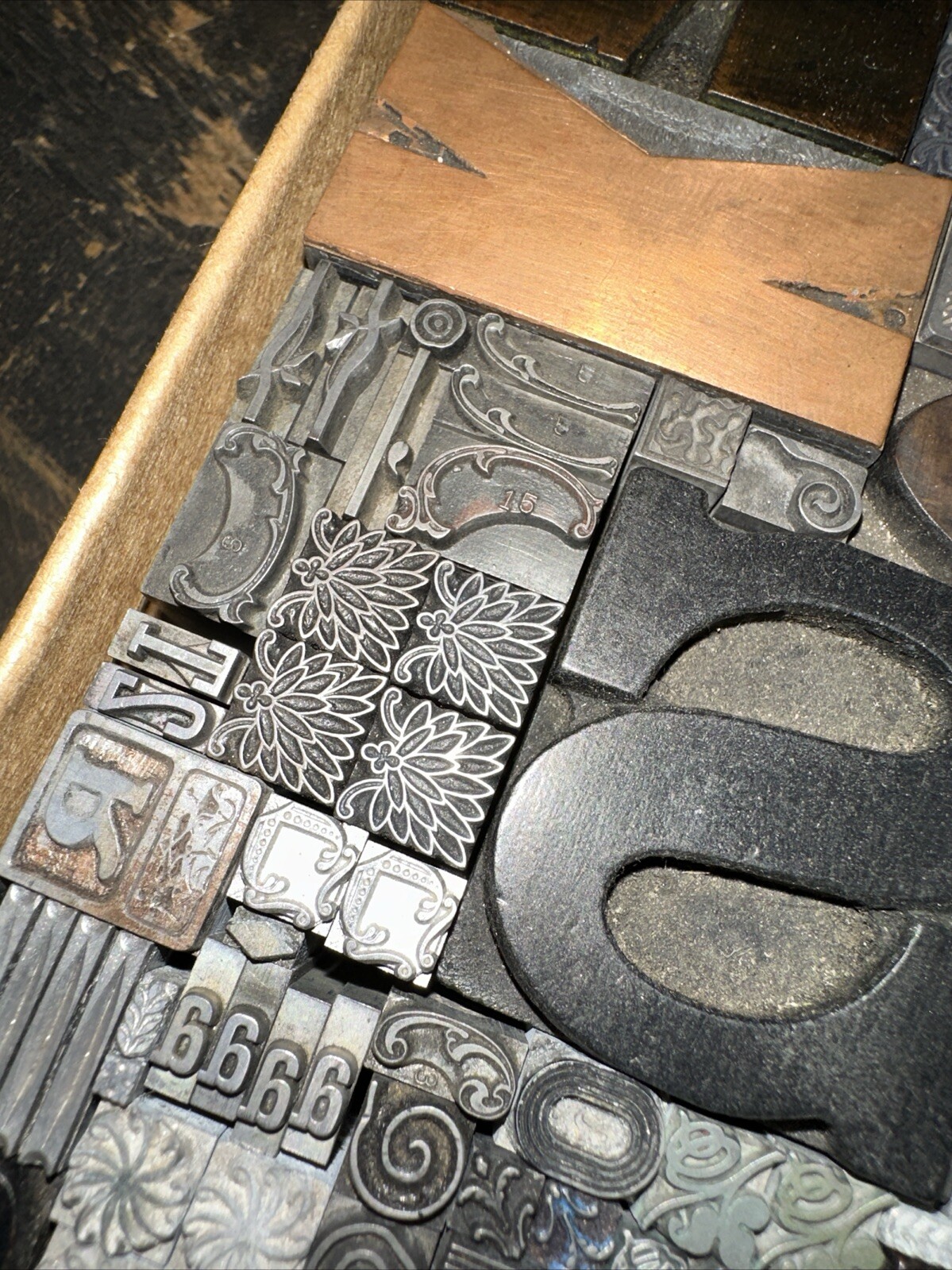 Picture 7 of 24