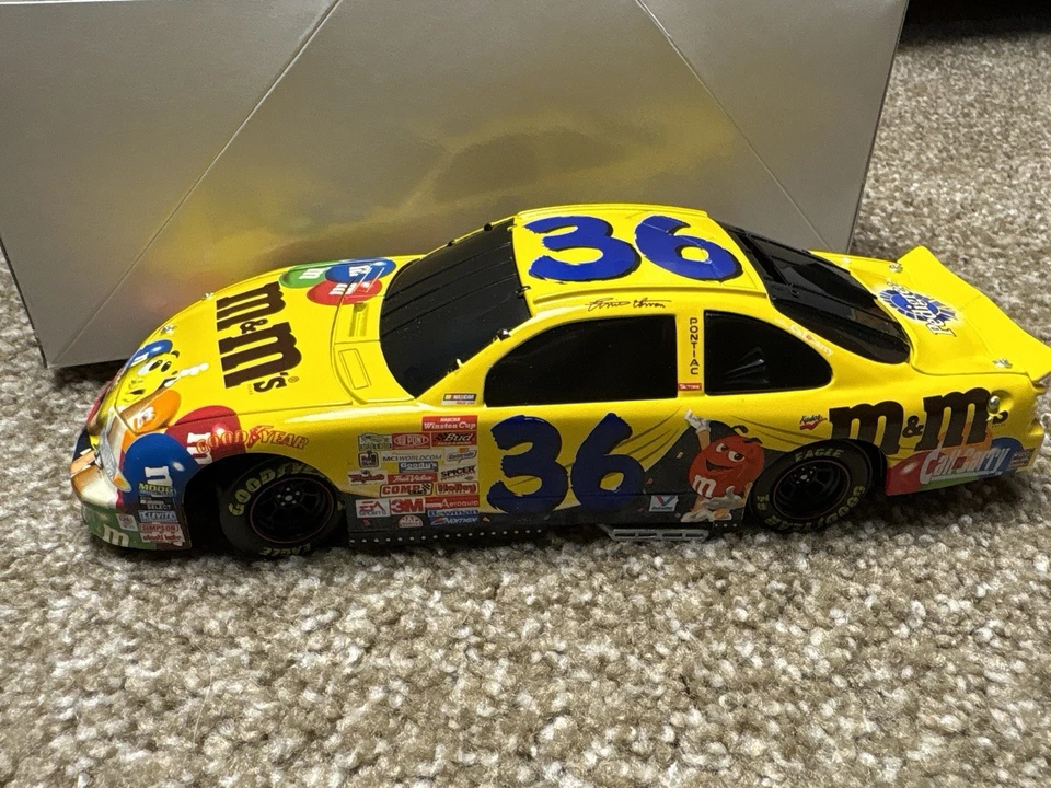 Action 1:24 Ernie Irvan #36 M&M’s 1999 Pontiac Diecast Limited 1/2508 - Image 4 of 4