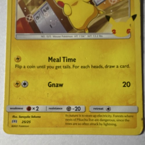 Pokémon Pikachu 025/025 McDonald's 25th Anniversary Pokémon Card - Picture 2 of 3