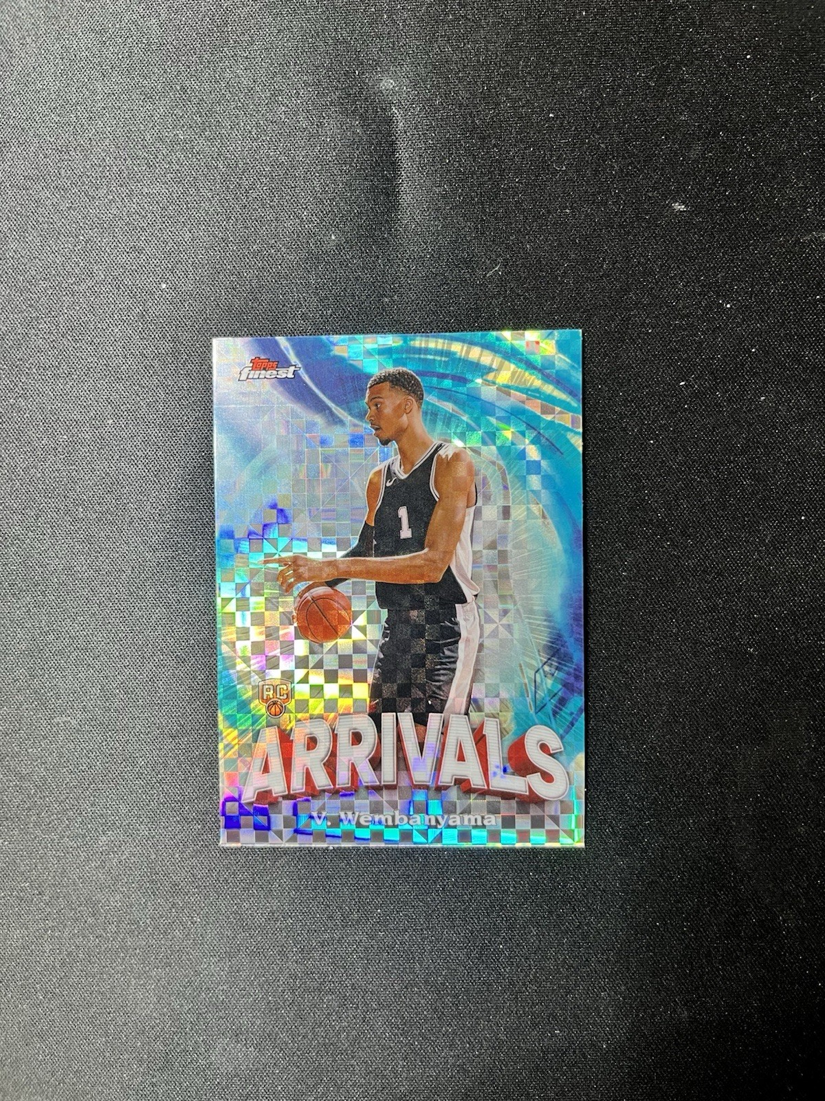 2023-24 Topps Finest - Arrivals Victor Wembanyama #A-6 Checkerboard Refractor
