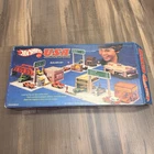 VINTAGE HOT WHEELS 1981- 5055 BUILDER SET