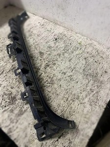 BMW 3 E90 Stoßstangenhalter hinten rechts 7058522 2.50 Petrol 160kw 17438328