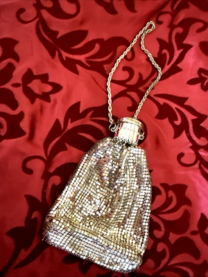 #ad VTG Whiting amp; Davis Expandable Top Silver Mesh Purse Beggars Bag 5quot;L x3.5quot;W x1quot;D $44.96