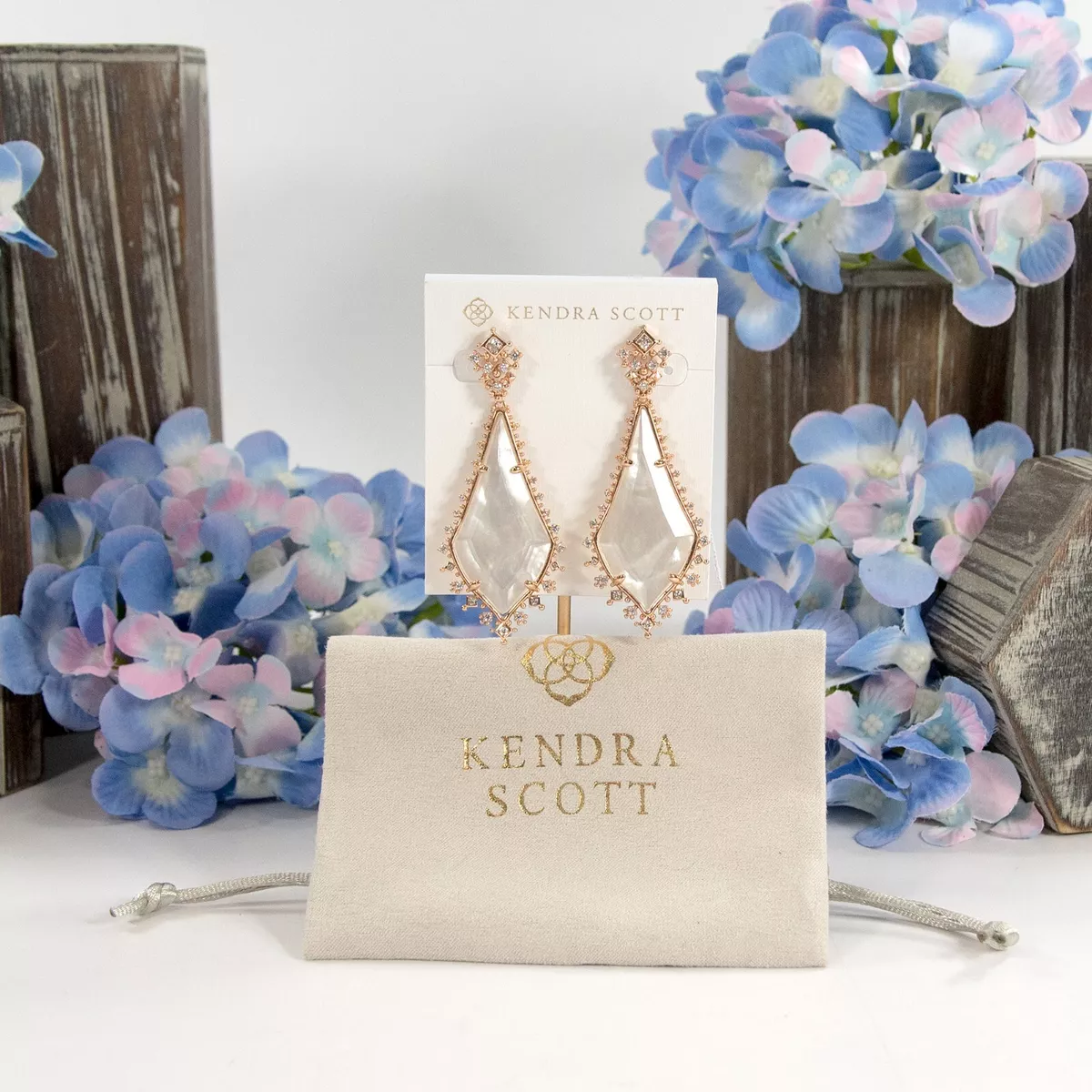 Kendra scott mother of hotsell pearl earrings