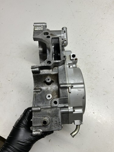 2005 05 Polaris Predator 500 OEM LOT Right Crankcase Case Clutch Cover Water Pum - Picture 20 of 23