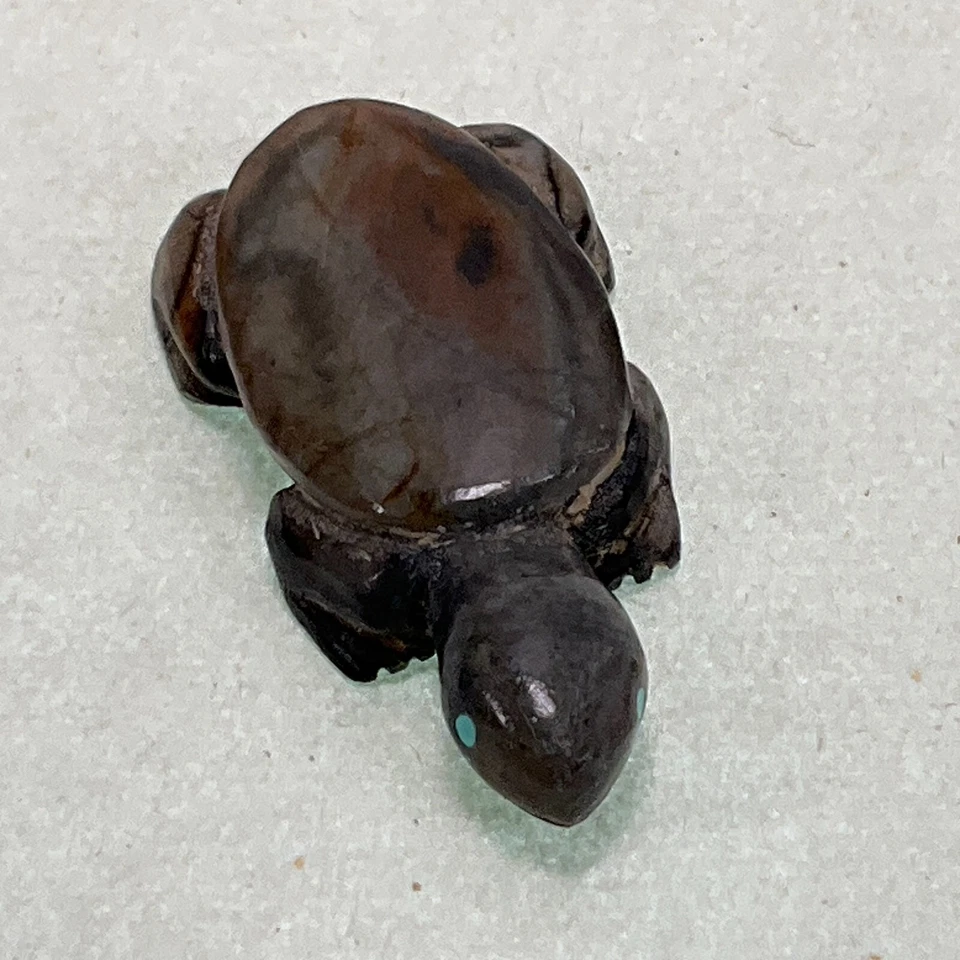 Tortuga de Piedra Zuni Tallada a Mano 2" - Firmado Brian Yatsattie Foto 2 de 4