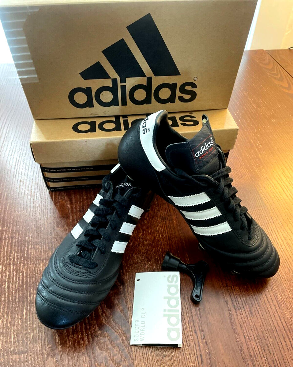 World Cup, adidas screw-in cleats, kangaroo NIB US 8, VINTAGE 1997