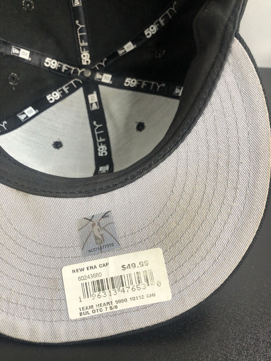New Era 59Fifty Fitted 7 5/8 Hat Cap Chicago Bulls Love