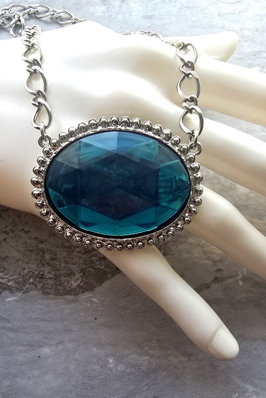1928 Jewelry Vintage Heirloom Necklace Faceted Oval Pendant Signed Silver Chain