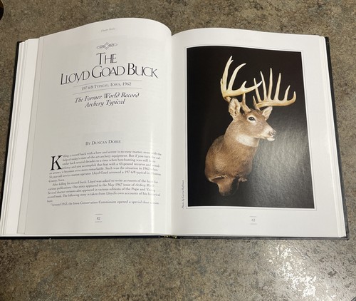 Legendary Whitetails: Stories and Photos of 40 of the Greatest Bucks HC 1996 - Picture 5 of 9