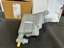 MAHLE BEHR CRT 95 000S Coolant Expansion Tank 8MA 376 741-764 / 70825701