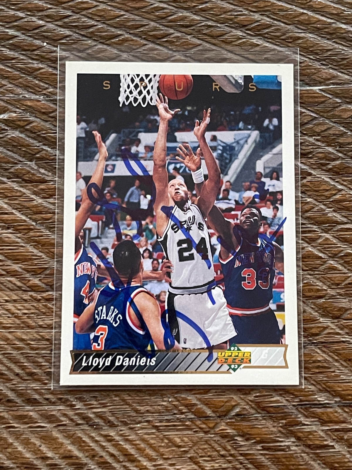1992-93 1992 Upper Deck Lloyd Daniels signed autographed basketball card AUTO