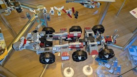 Lego 70009 70004 Legends of Chima: Worriz's Combat Lair NEAR COMPLETE MINIFIGS
