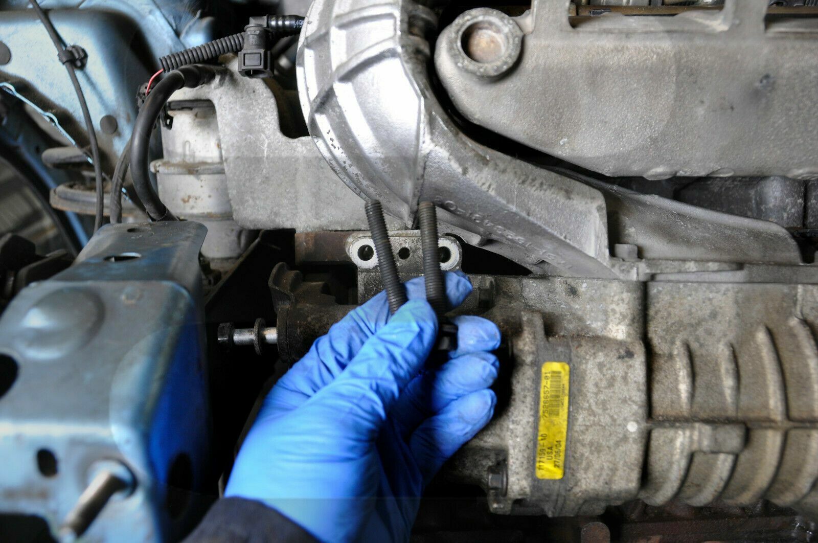 BMW Mini Cooper S R53 R52 Manual Eaton Supercharger Oil Service