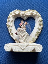 Bridal couple with heart wedding gift decoration figurine cake wedding marriage gift