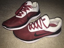 arkansas razorback nike free trainer v7