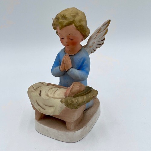 Vintage Nativity Ceramic Knelling Angel Baby Jesus Manger Figurine Japan 4” - Picture 2 of 8